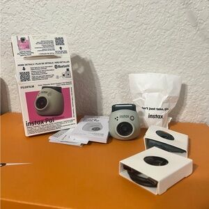 Fujifilm Instax Pal Camera in pistachio green